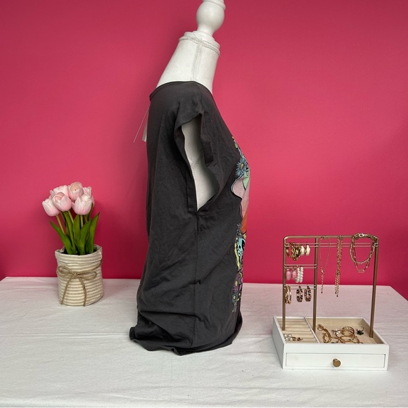 NWT Gray Blossom Dumbo The Flying Elephant Cut Off Tee-Disney - Picture 6 of 7